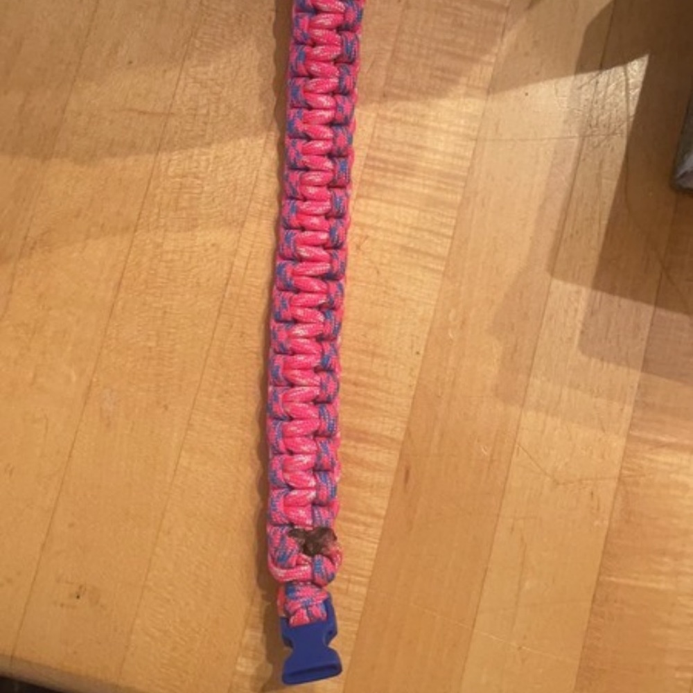 Paracord Bracelet - Picture 3 of 3